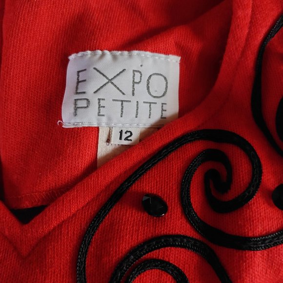 Red, light woolen dress - Picture 2 of 3